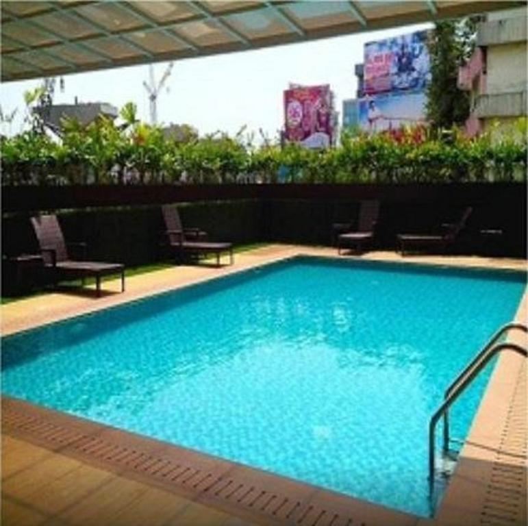 The Pgs Vedanta Hotel Kochi Ngoại thất bức ảnh