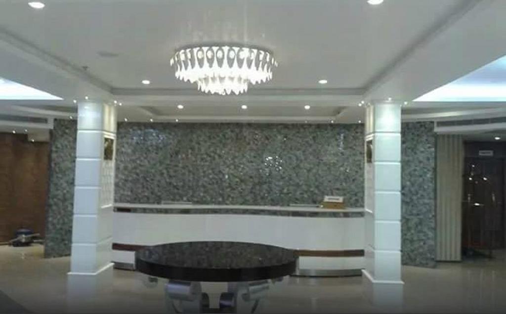 The Pgs Vedanta Hotel Kochi Ngoại thất bức ảnh