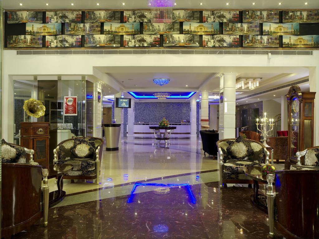 The Pgs Vedanta Hotel Kochi Ngoại thất bức ảnh