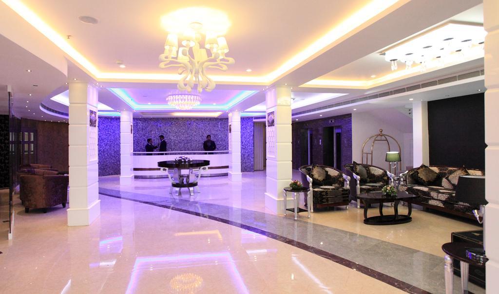 The Pgs Vedanta Hotel Kochi Ngoại thất bức ảnh