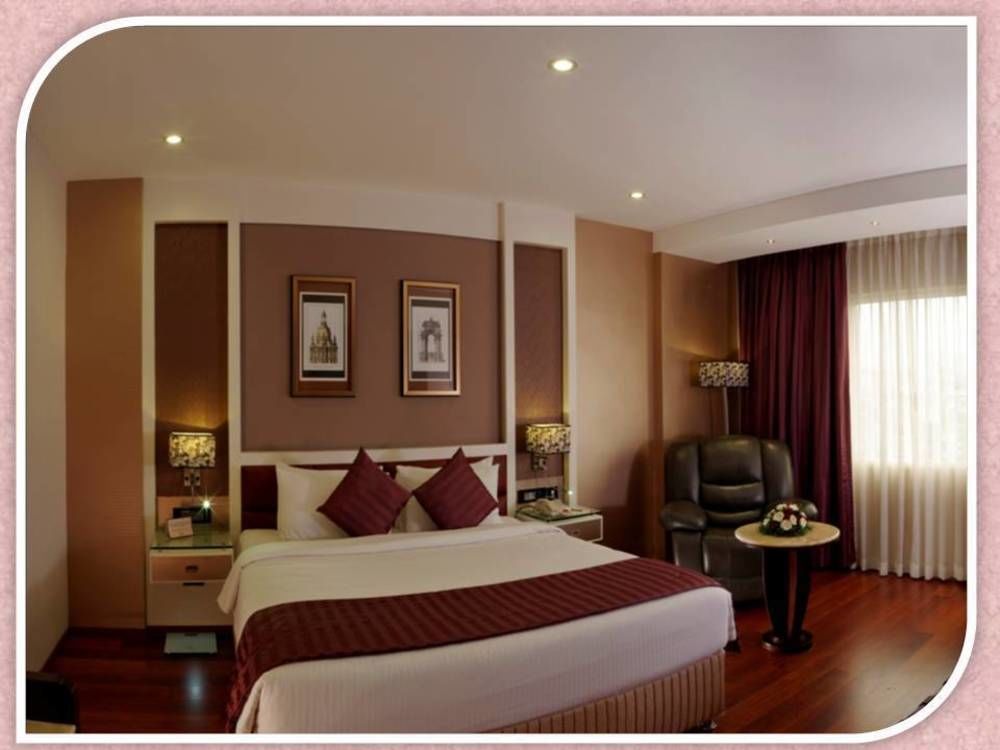The Pgs Vedanta Hotel Kochi Ngoại thất bức ảnh