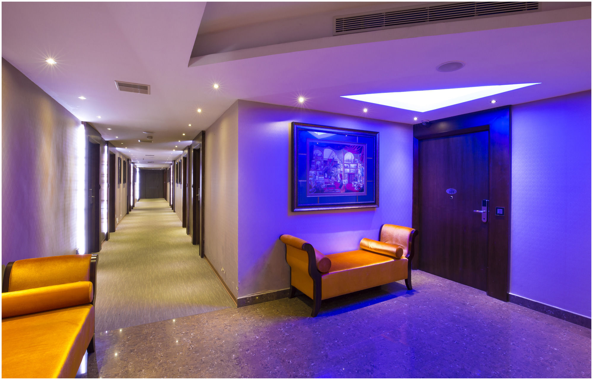 The Pgs Vedanta Hotel Kochi Ngoại thất bức ảnh