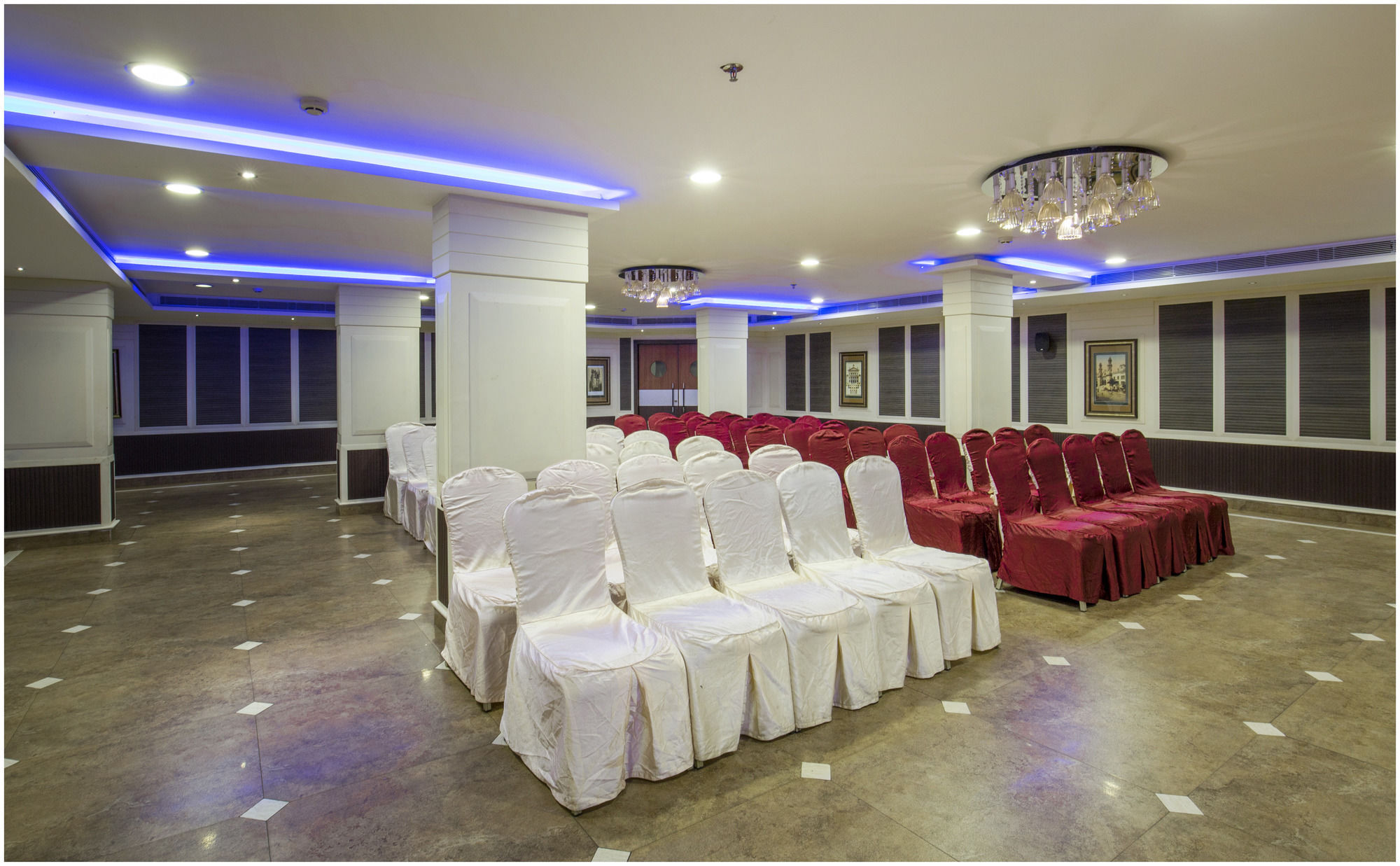 The Pgs Vedanta Hotel Kochi Ngoại thất bức ảnh